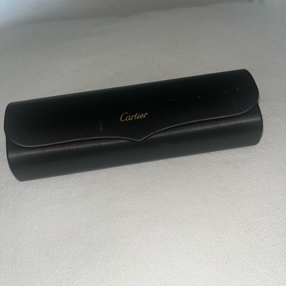 cartier glasses Comes w case& original box. Paid over 2k selling for 1300$ - Picture 3 of 3